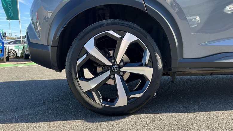 Nissan Juke 1.0 DiG-T 114 Tekna 5dr DCT Petrol Hatchback